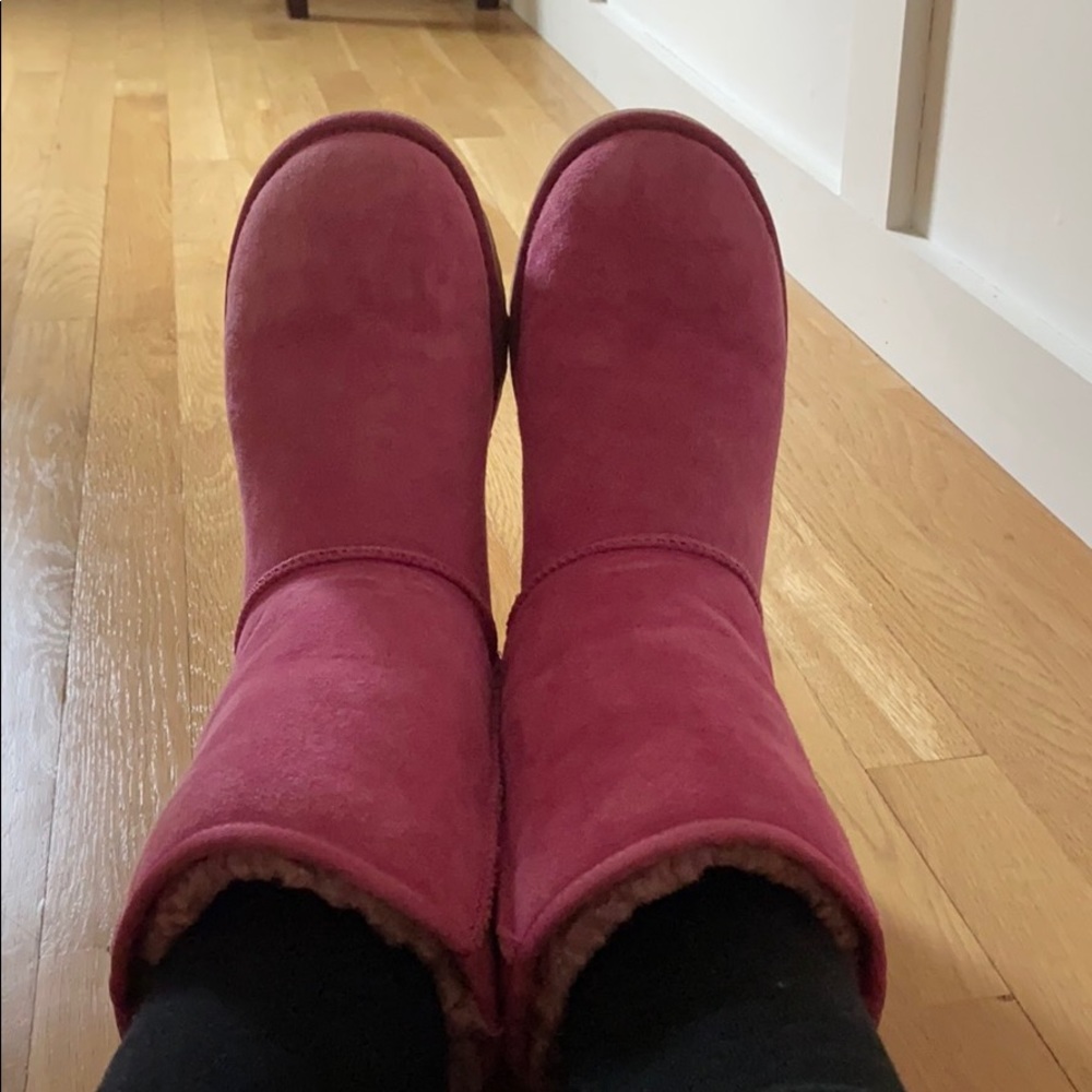 Pink Uggs